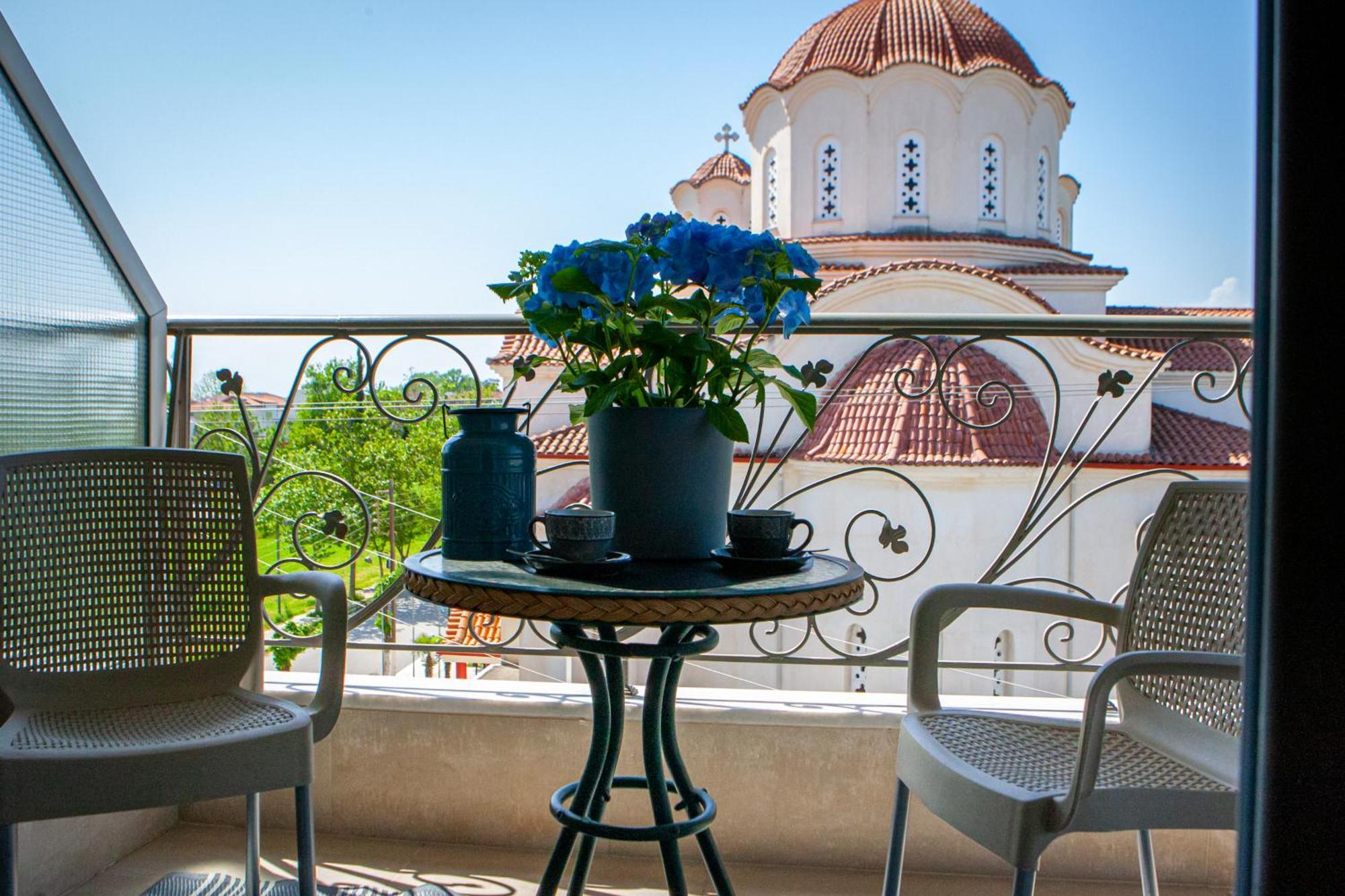 Art Hotel Aronos โอลิมเปียกี อักติ ภายนอก รูปภาพ